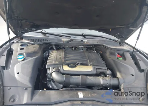 2018 Porsche Cayenne Platinum Edition из США, поврежденный, VIN WP1AA2A29JKA03853